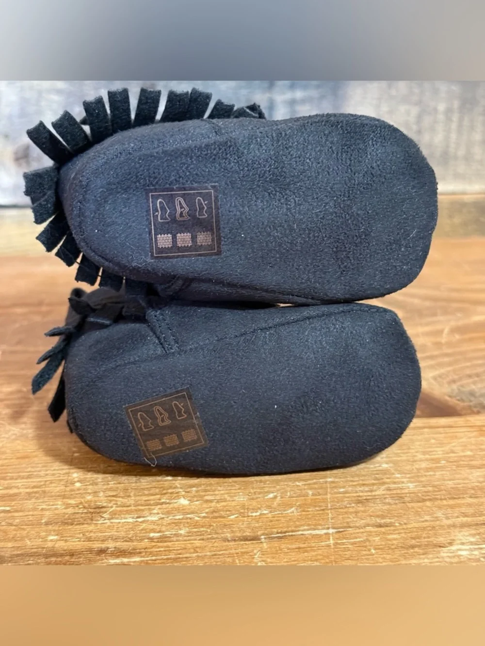 Laura Ashley ~ Baby Infant Moccasins Black Fringe Zip Up size 2